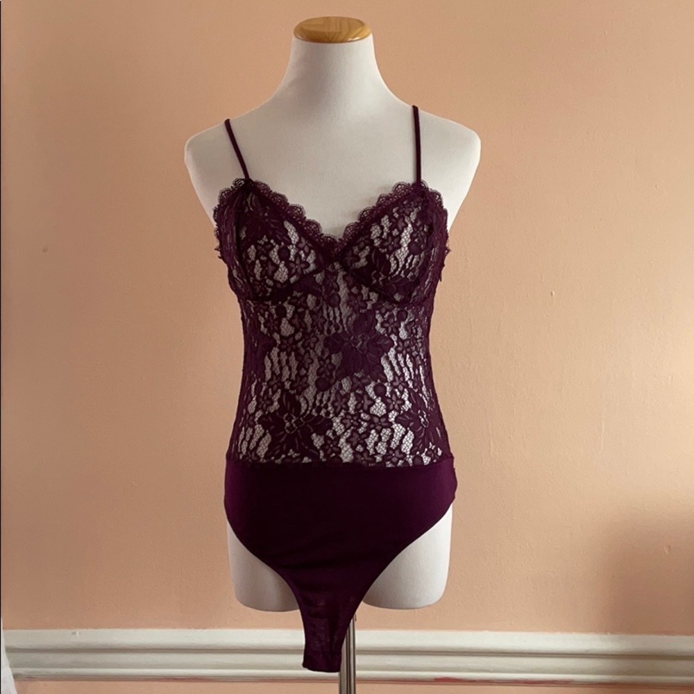 Lace body suit